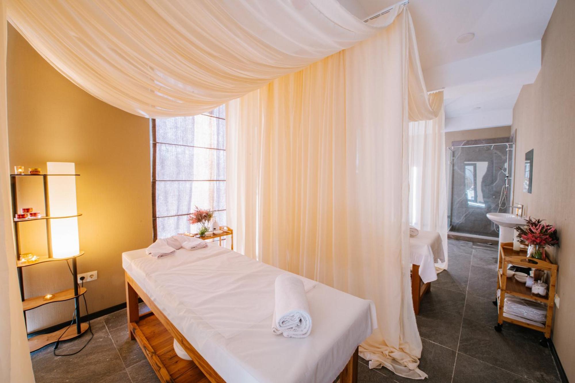 Gudauri Inn Eksteriør bilde A massage bed